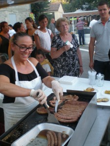 Magrets, saucisses, aiguillettes prépare à la plancha